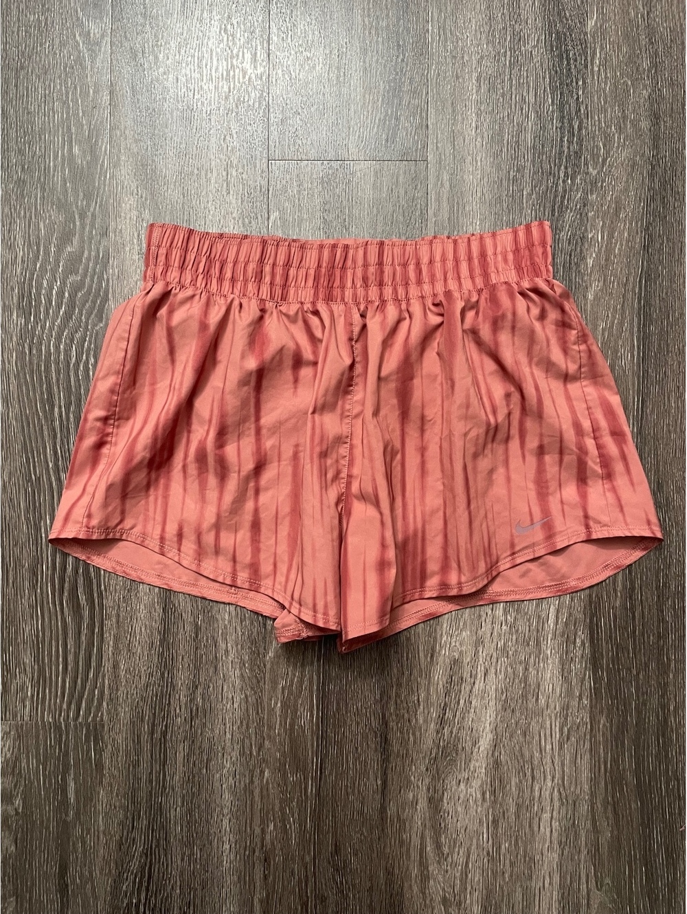 Nike One Dri-FIT High Waisted 3” Printed Shorts